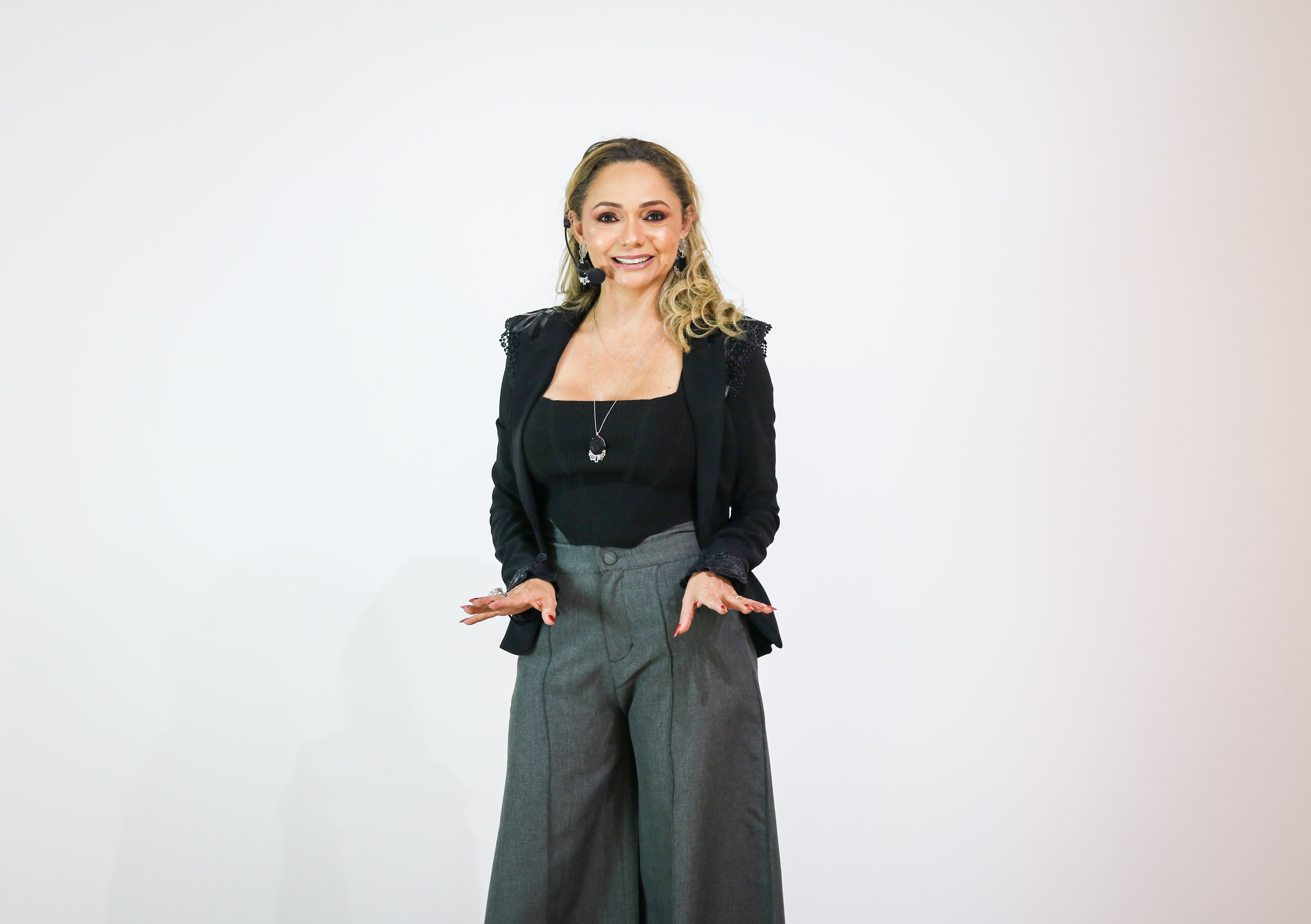 Angélica Nascimento — Foto 6